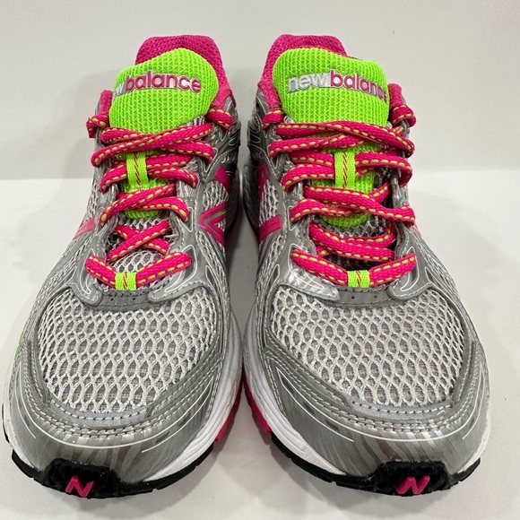 NEW BALANCE 780V3 WOMEN'S SILVER AND PINK RUNNING SHOES - Picture 5 of 8